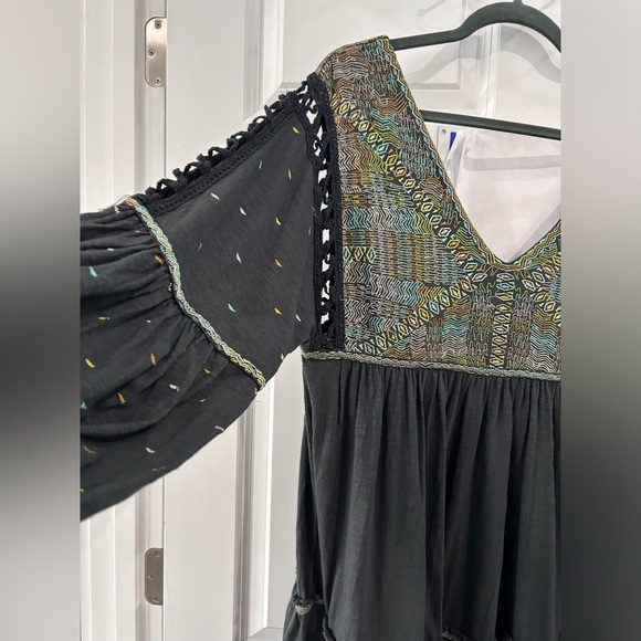 Free People Gray Boho Embroidered Tunic Blouse M Peasant Tiered Balloon Sleeve - Picture 5 of 12